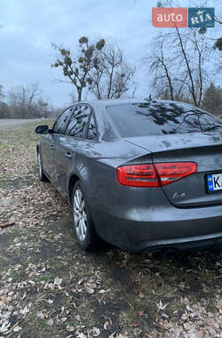 Седан Audi A4 2012 в Киеве