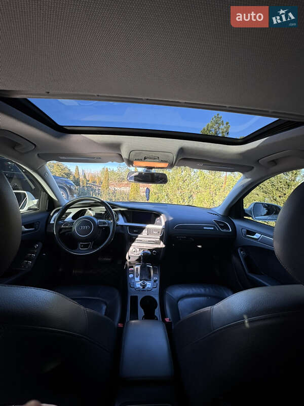 Седан Audi A4 2015 в Днепре