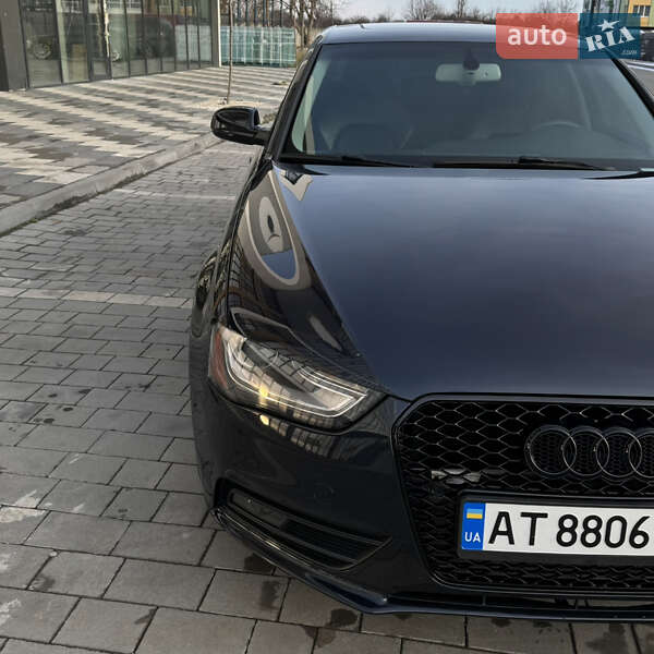 Седан Audi A4 2012 в Ивано-Франковске