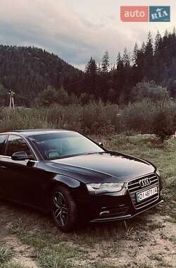 Седан Audi A4 2013 в Шептицькому