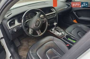 Седан Audi A4 2013 в Сарнах