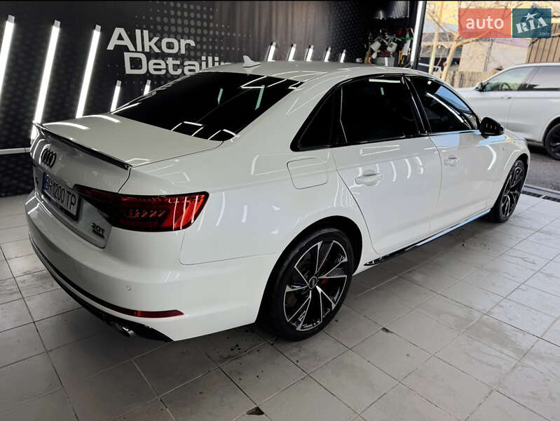 Седан Audi A4 2016 в Одессе