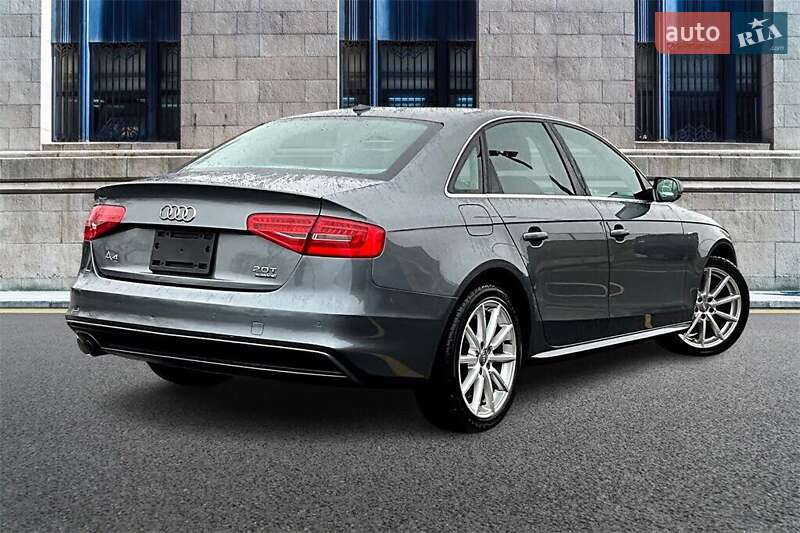 Седан Audi A4 2015 в Львове