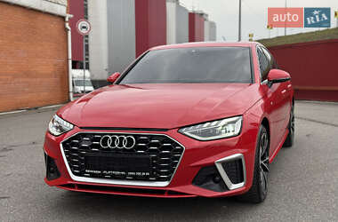 Седан Audi A4 2020 в 