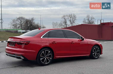 Седан Audi A4 2020 в 