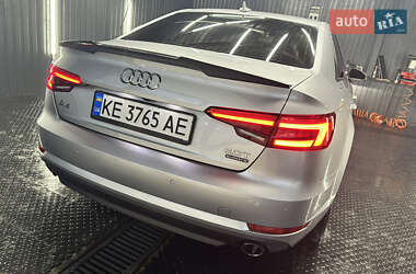 Седан Audi A4 2015 в Днепре