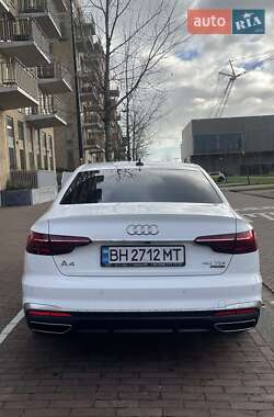 Седан Audi A4 2021 в Одессе