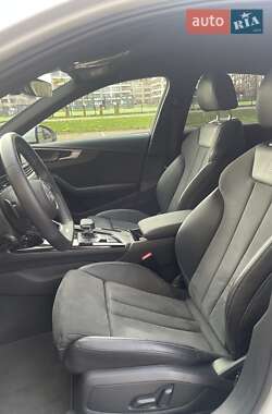 Седан Audi A4 2021 в Одессе