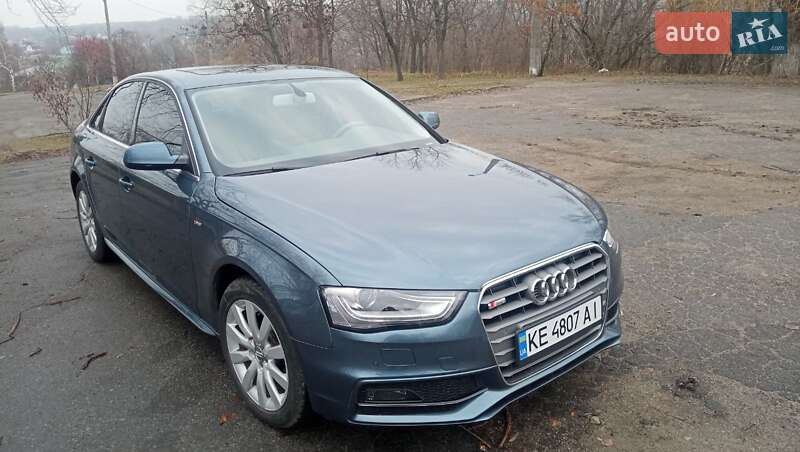 Седан Audi A4 2015 в Днепре