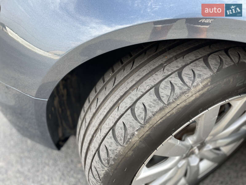 Седан Audi A4 2015 в Днепре