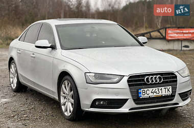 Седан Audi A4 2013 в Львові