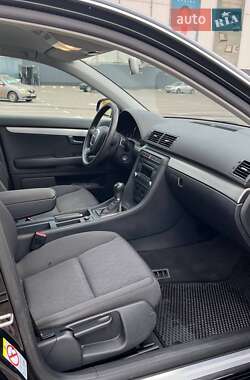 Седан Audi A4 2006 в Киеве