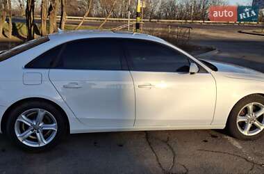 Седан Audi A4 2015 в 