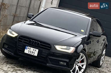 Седан Audi A4 2013 в Днепре