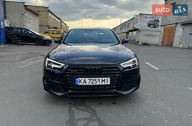 Седан Audi A4 2017 в 