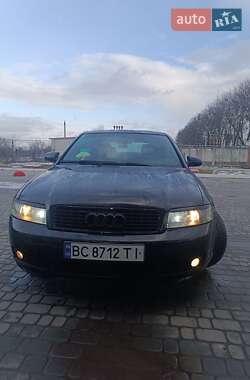 Седан Audi A4 2004 в 