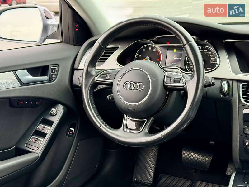 Седан Audi A4 2014 в Киеве