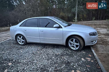 Седан Audi A4 2004 в Млиніві