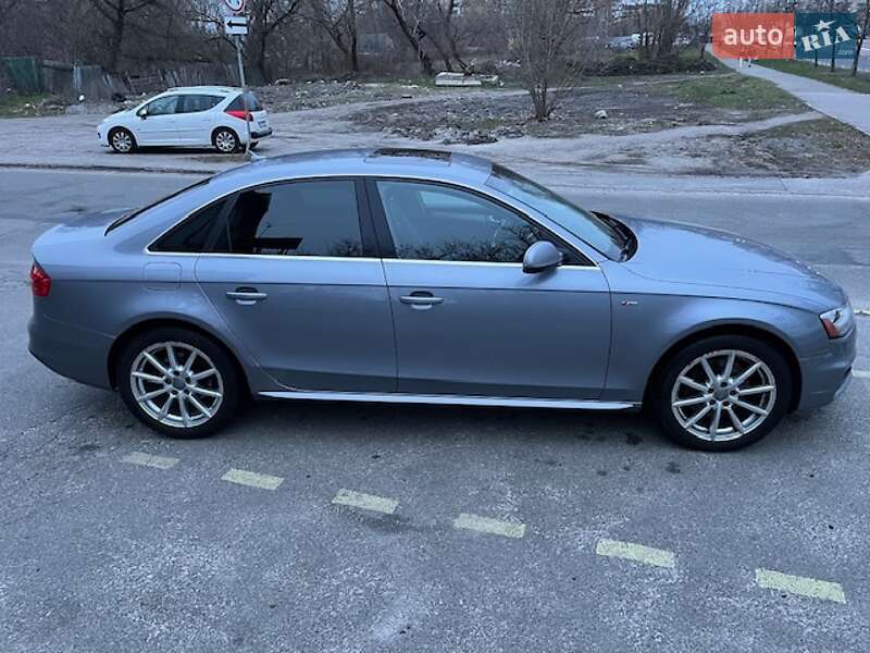 Седан Audi A4 2015 в Киеве