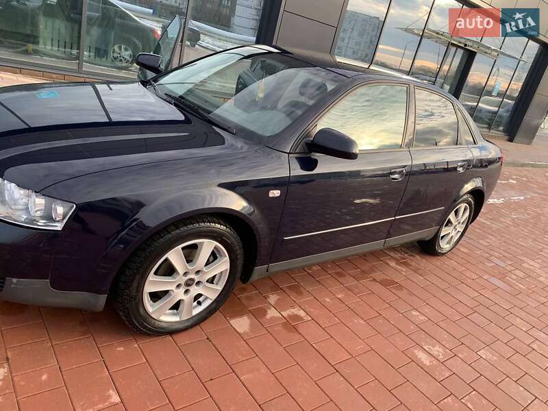 Седан Audi A4 2001 в Нетішині