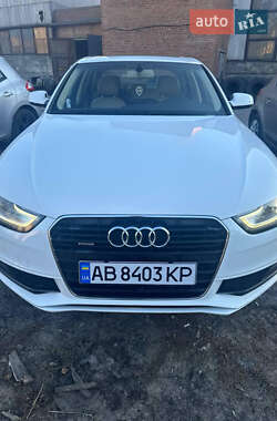 Седан Audi A4 2013 в Вінниці