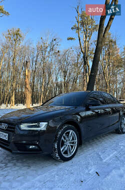 Седан Audi A4 2012 в Харкові