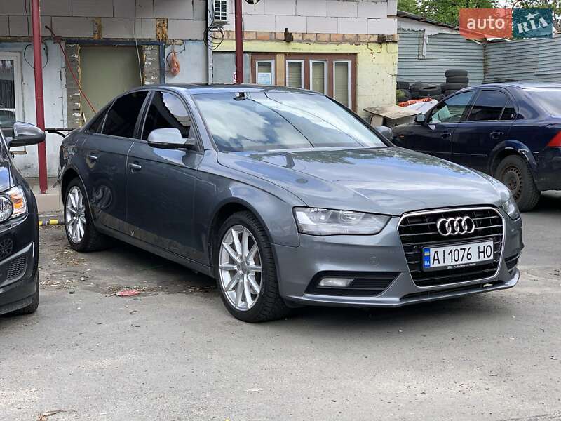 Audi A4 2012