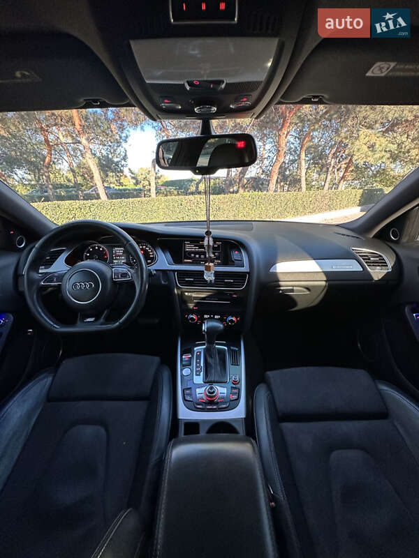 Седан Audi A4 2013 в Днепре