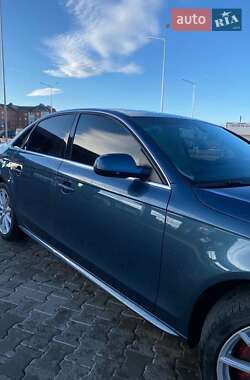 Седан Audi A4 2014 в Стрые