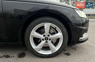 Универсал Audi A4 2019 в 