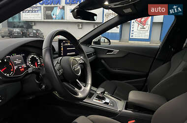 Универсал Audi A4 2019 в 