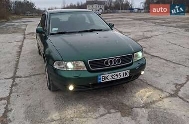 Седан Audi A4 1999 в Рівному