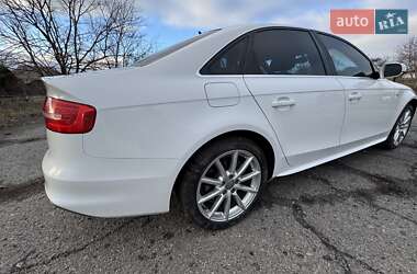 Седан Audi A4 2014 в Полтаві