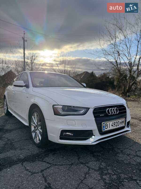 Седан Audi A4 2014 в Полтаві