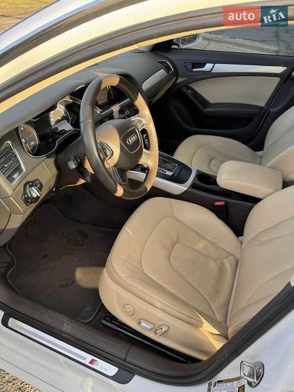 Седан Audi A4 2014 в Полтаве