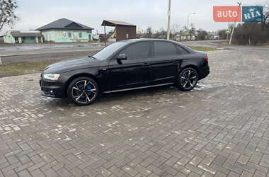 Седан Audi A4 2015 в Червонограде