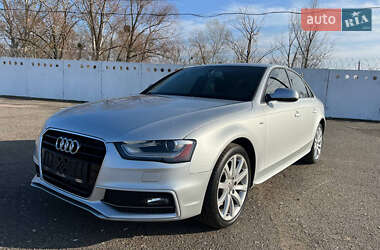 Седан Audi A4 2013 в Рівному