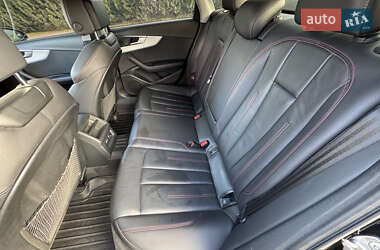 Седан Audi A4 2020 в 