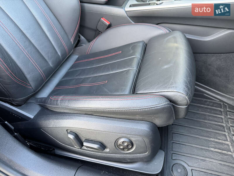Седан Audi A4 2020 в Киеве