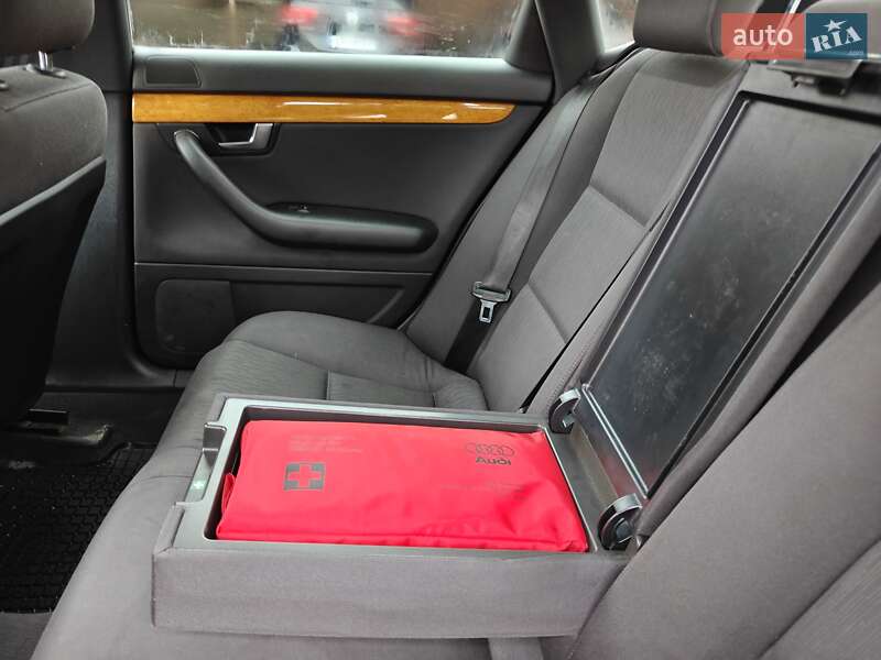 Седан Audi A4 2006 в Сумах