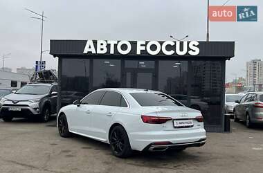 Седан Audi A4 2021 в 
