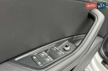Седан Audi A4 2021 в 