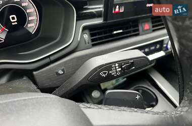Седан Audi A4 2021 в 