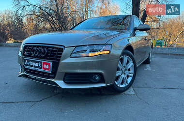 Седан Audi A4 2011 в Києві