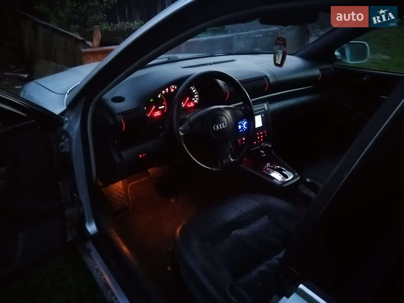 Универсал Audi A4 2000 в Львове