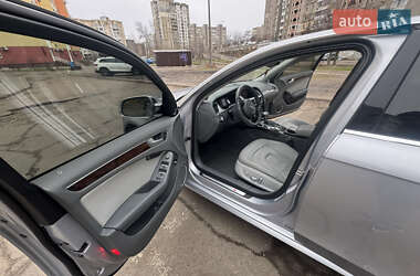 Седан Audi A4 2015 в 