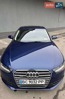 Седан Audi A4 2013 в Львове