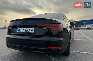 Седан Audi A4 2018 в Днепре