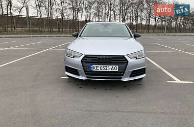 Седан Audi A4 2016 в Днепре