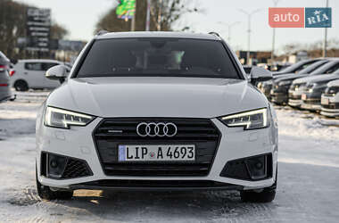 Универсал Audi A4 2019 в 